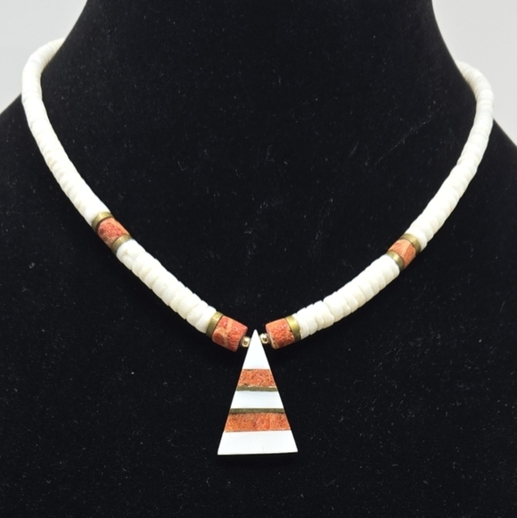 Vintage Heishi Necklace Brass White & Red Beads Pyramid Pendant Beachy Hawaiian - Picture 1 of 9